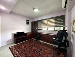 Blk 340 Jurong East Avenue 1 (Jurong East), HDB Executive #633804501